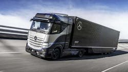 Daimler Truck’s GenH2 motors draw power from a fuel cell that runs on liquid hydrogen. The company said the vehicle will appear on German roads by mid-2024. Daimler Truck’s GenH2 motors draw power from a fuel cell that runs on liquid hydrogen. The company said the vehicle will appear on German roads by mid-2024.