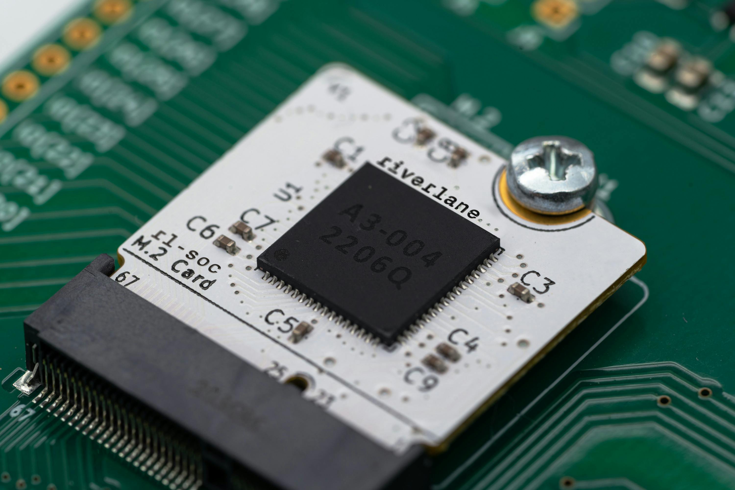 2. The Riverlane decoder enables quantum-memory demonstrations that unlock the first real-time feature in a quantum roadmap&mdash;deterministic decoding.