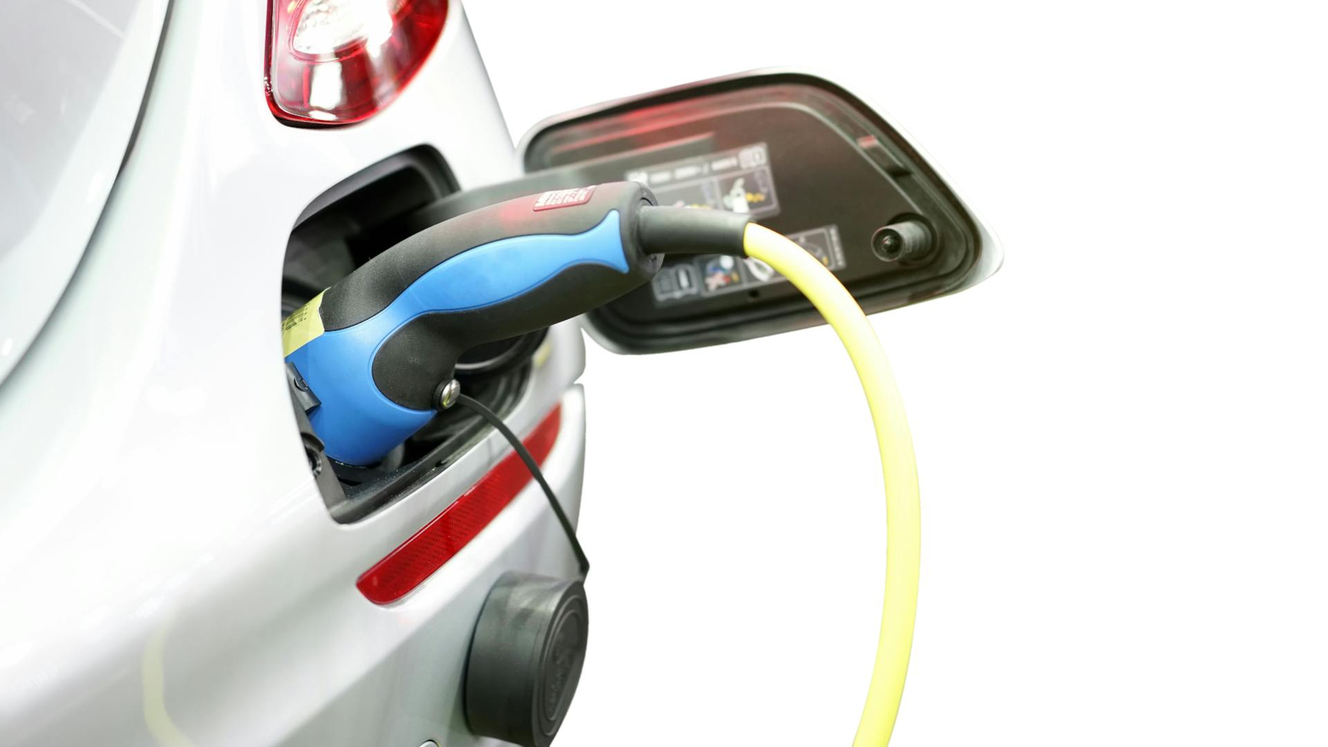 ev_charging_stock_promo_web