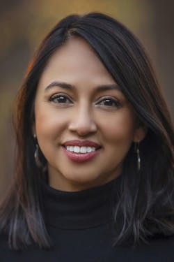 rebecadelgadoheadshot rebecadelgadoheadshot