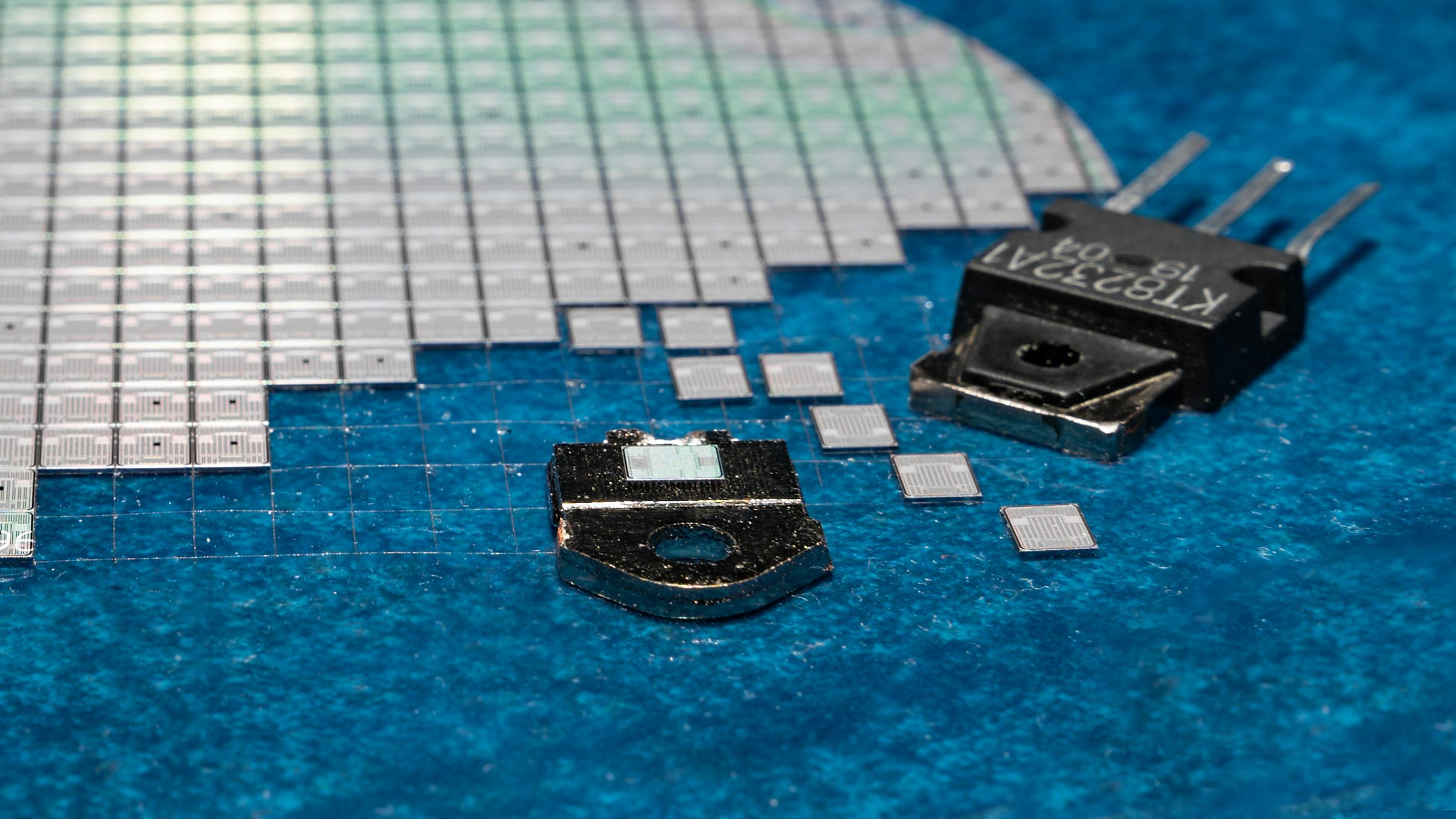 67069024dc168e651987382e Dreamstime Viacheslavnaseikin 235583363