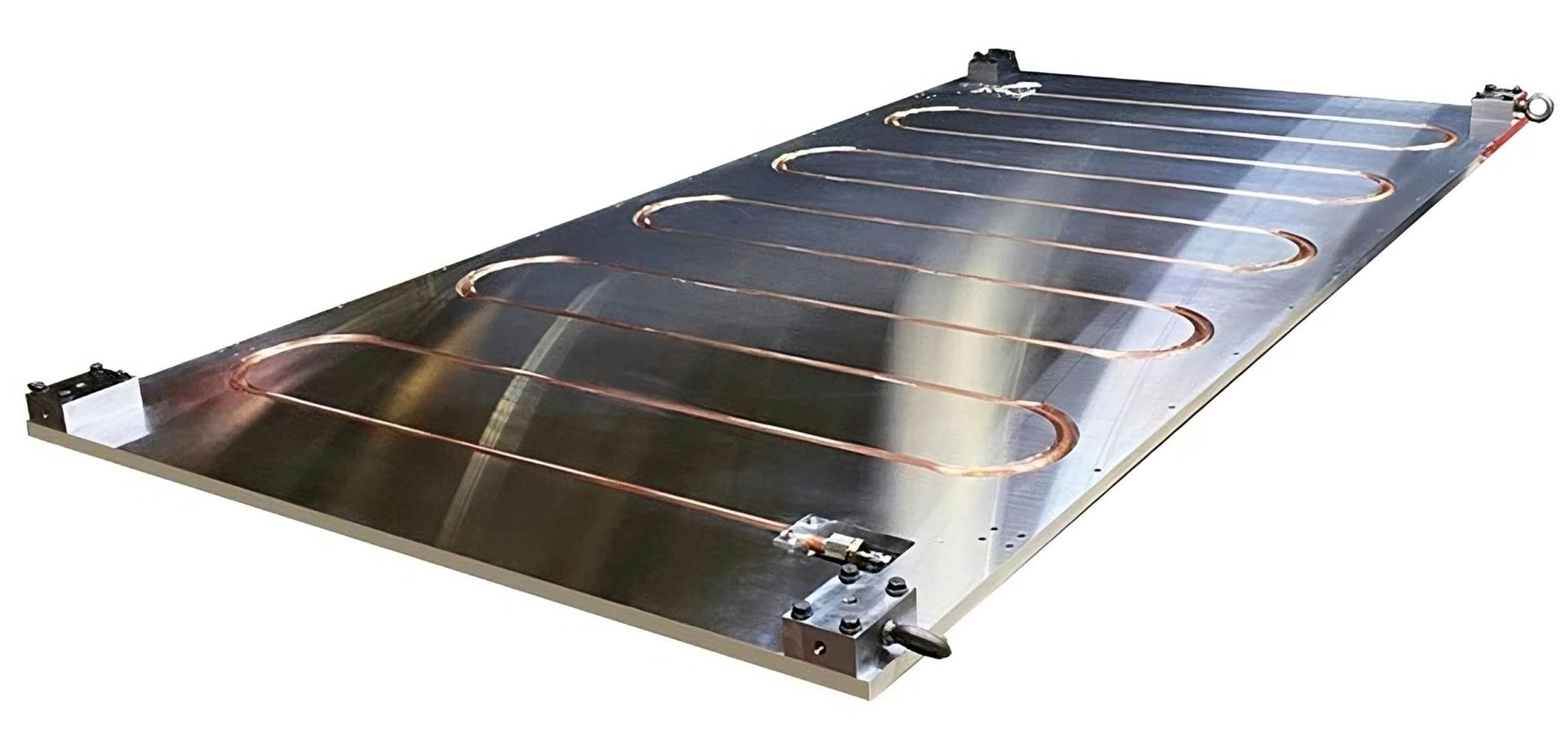 1. Aluminum cold plate utilizes liquid cooling through a copper embedded tube for cooling of mounted components.