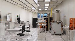 Side-by-side comparison of a physical cleanroom and its virtual counterpart Side-by-side comparison of a physical cleanroom and its virtual counterpart
