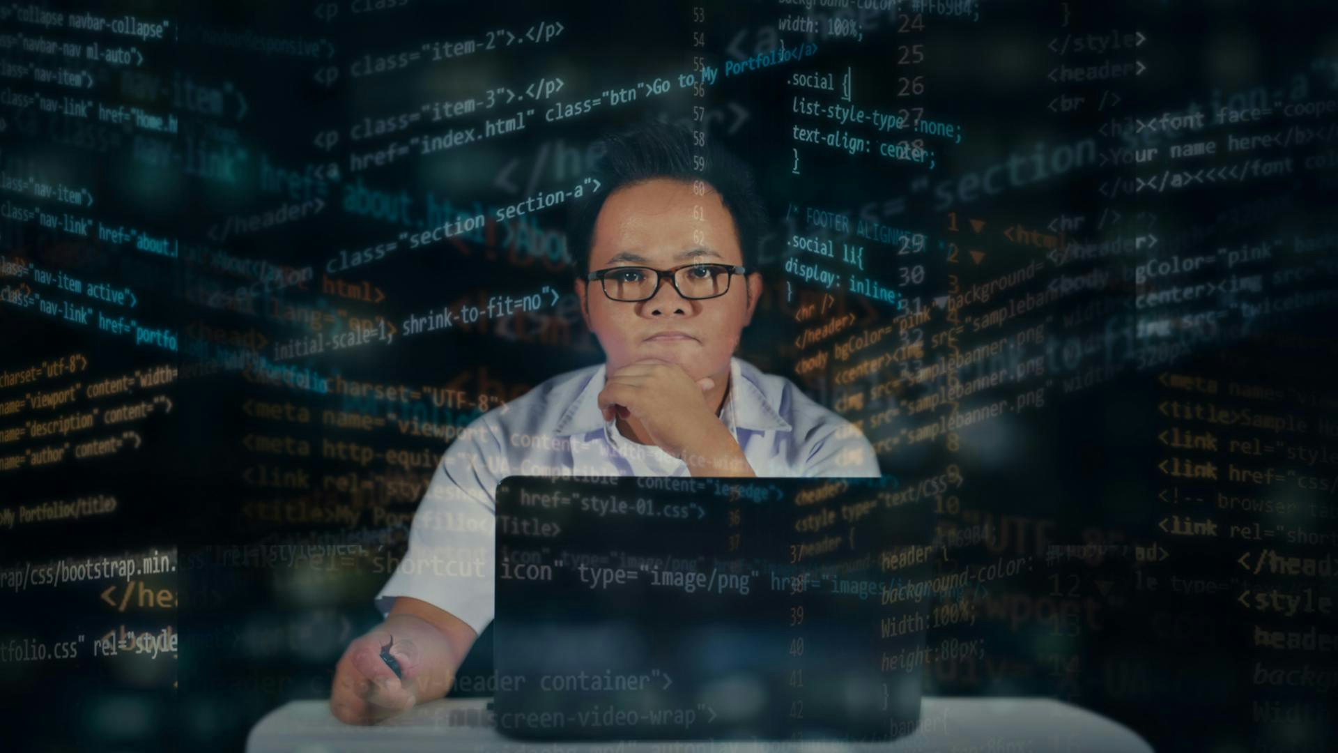 67ae302f143e817e0d4ff701 Programmer Dreamstime L 161390117