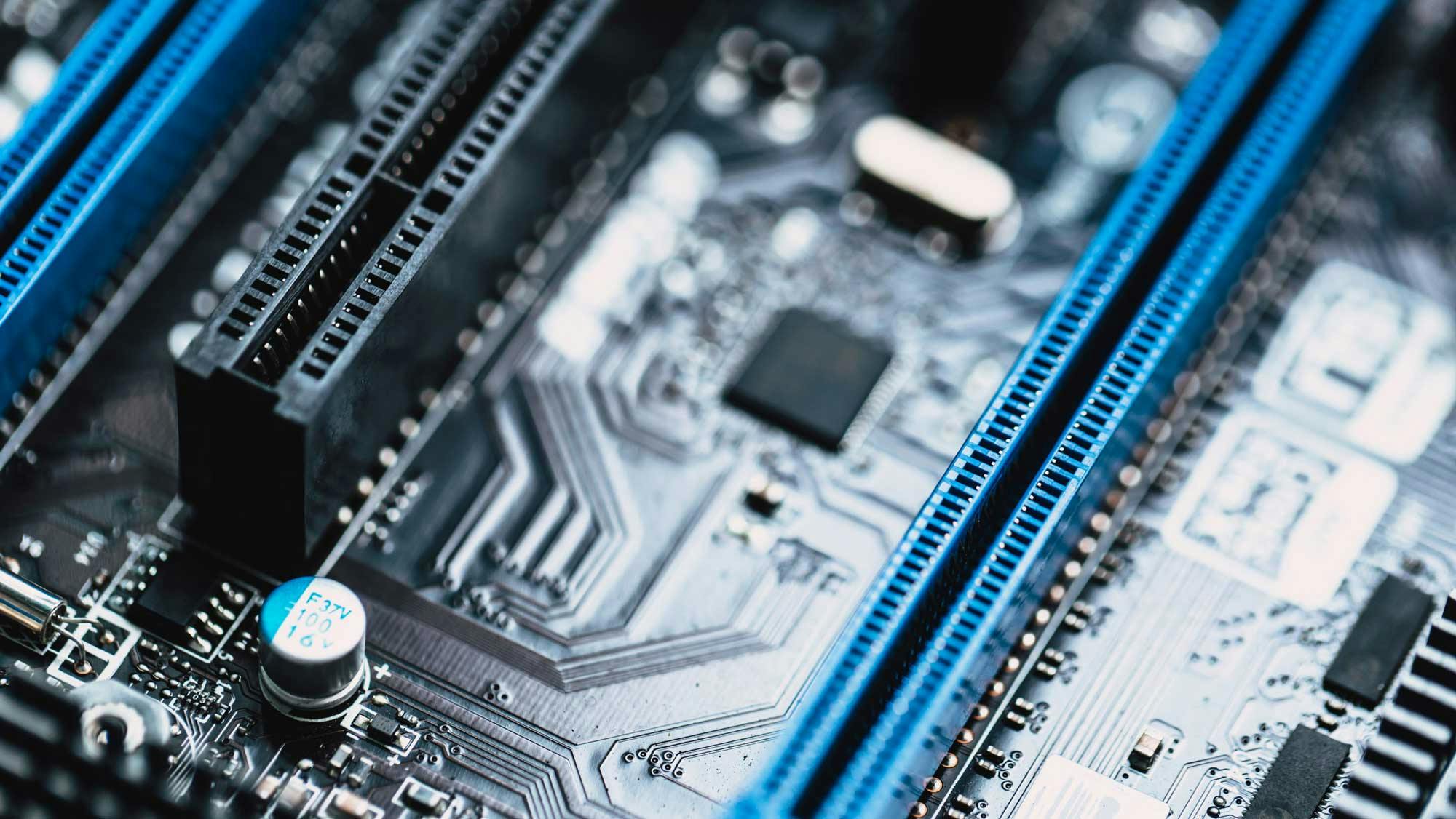 67afb17248dcb38c556e309b Pcboard Dreamstime Kornvitthayanukarun 111118982