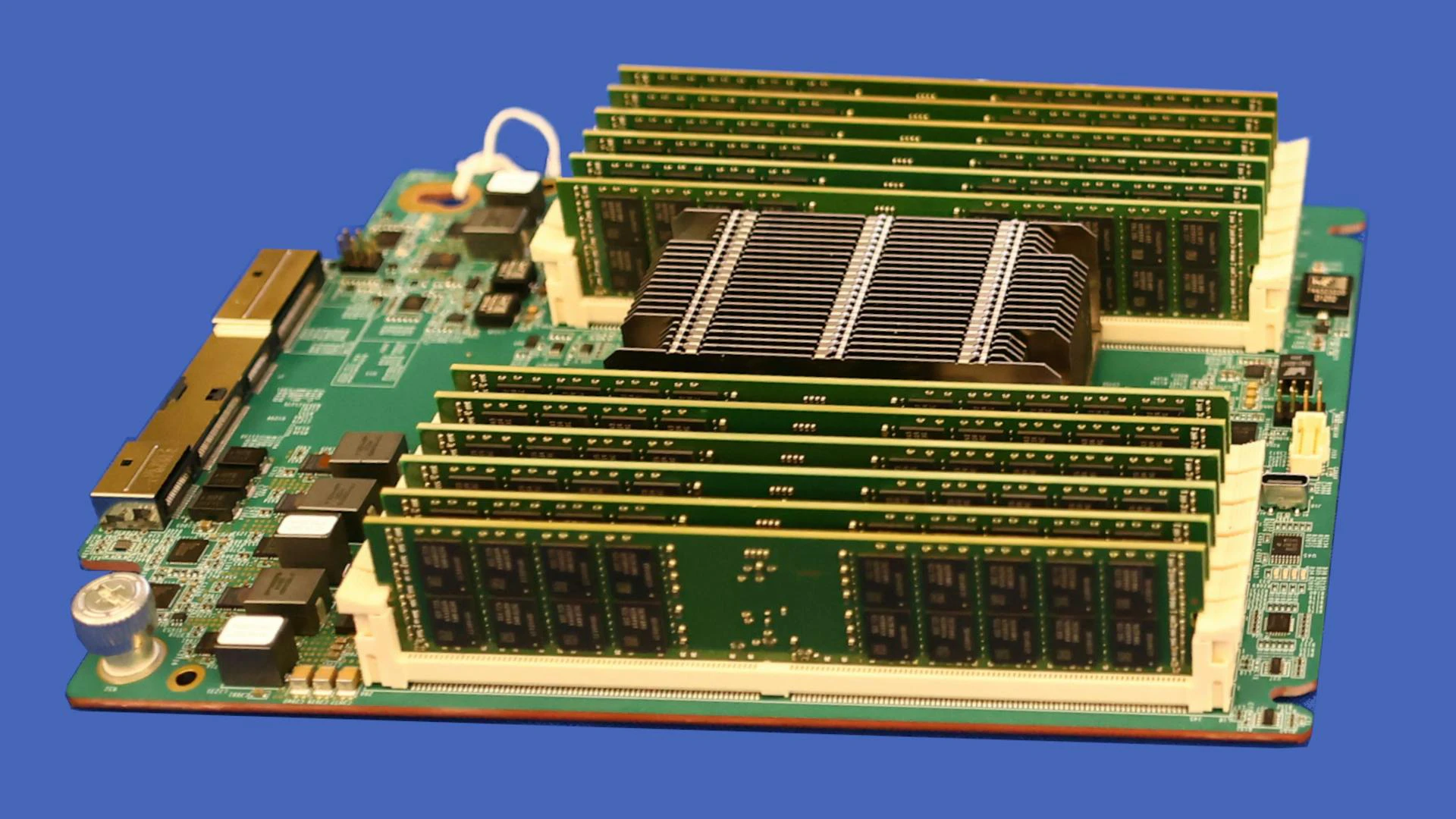 67f02057b0b648f20347c771 Promo 1 Marvell Structera Web