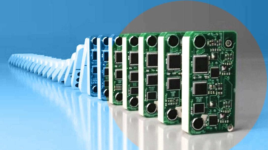 682ce3b83a371807dc90ac77 Promo Fig1dominoboards03