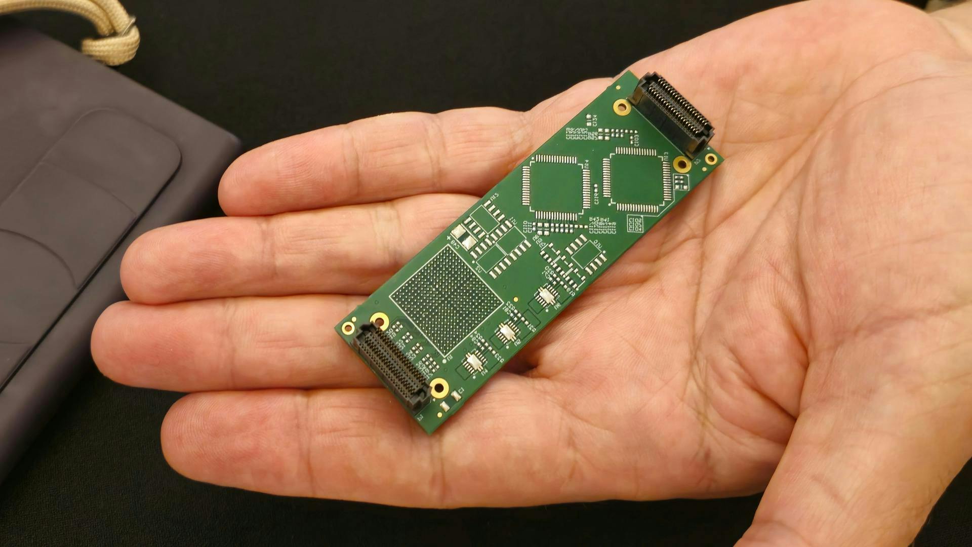 promo__vita_93_qmc__william_wong