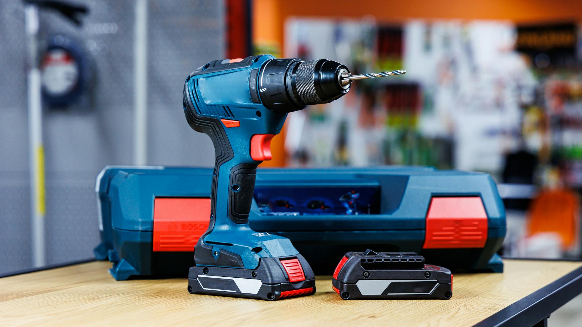 drill_dreamstime_l_353619541