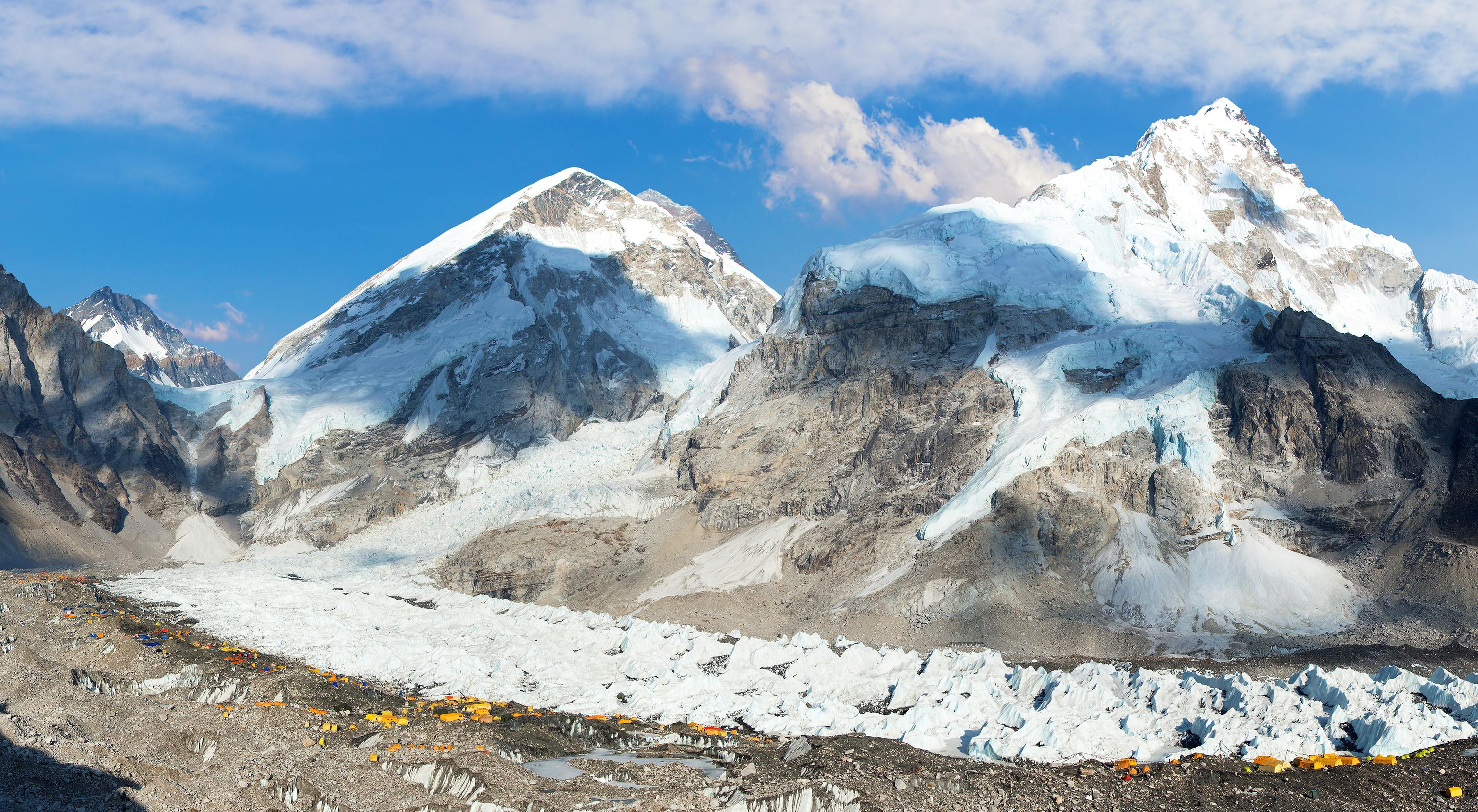 688af9e2f9568227d42025d1 Dreamstime L 373871844