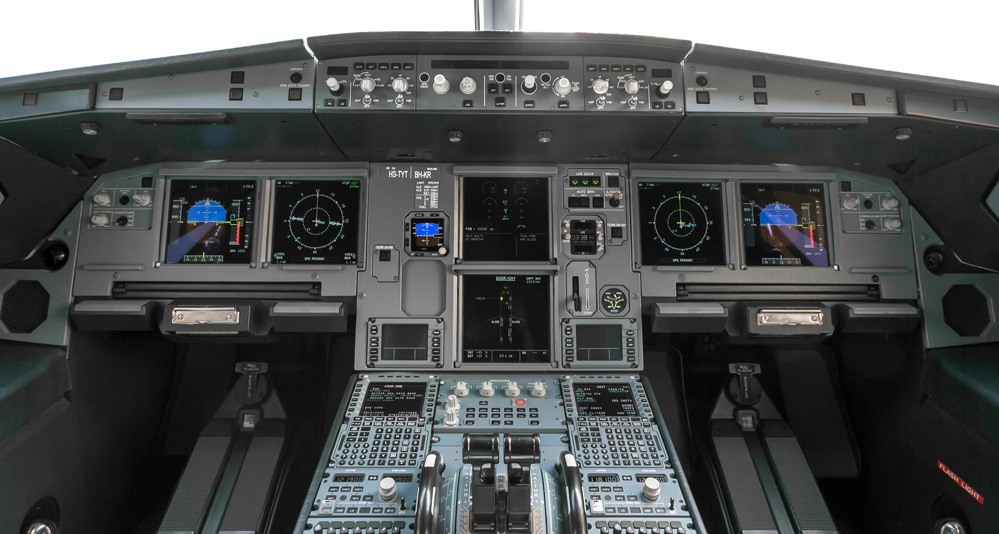 id_107786319__pakphipat_charoenrach__dreamstime