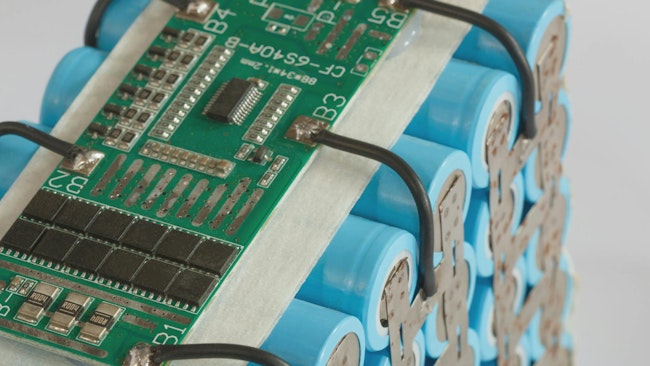 689c989483ccb61d636c9fa5 Batterymonitor Dreamstime Xl 267663329