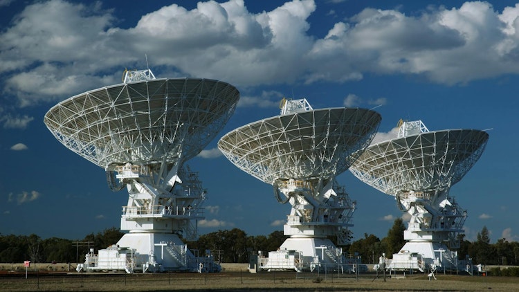 690e39c4015ee3666d958d31 Satellitedishes Dreamstime L 1135938