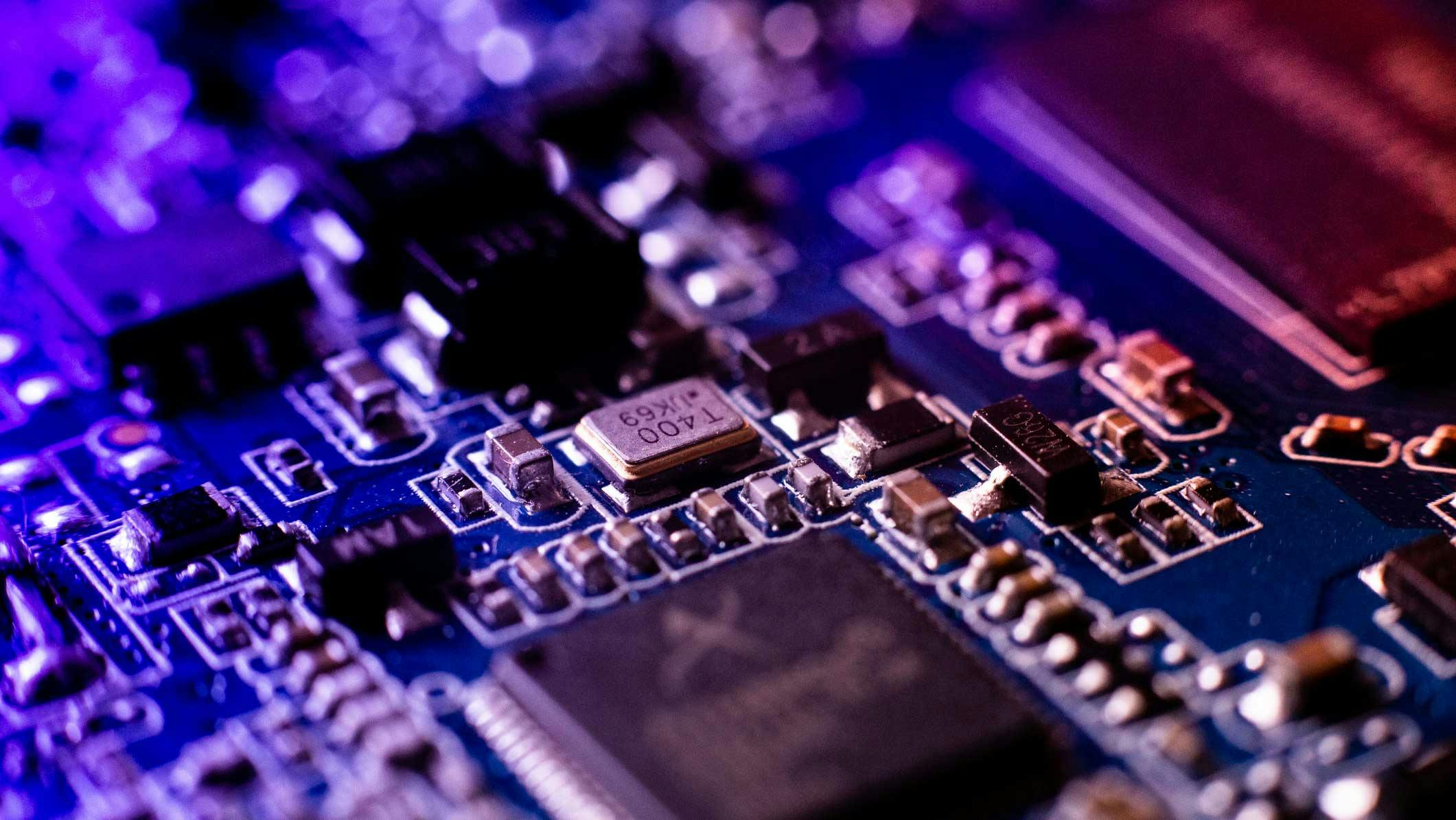 dreamstime_tibycherian_180163777