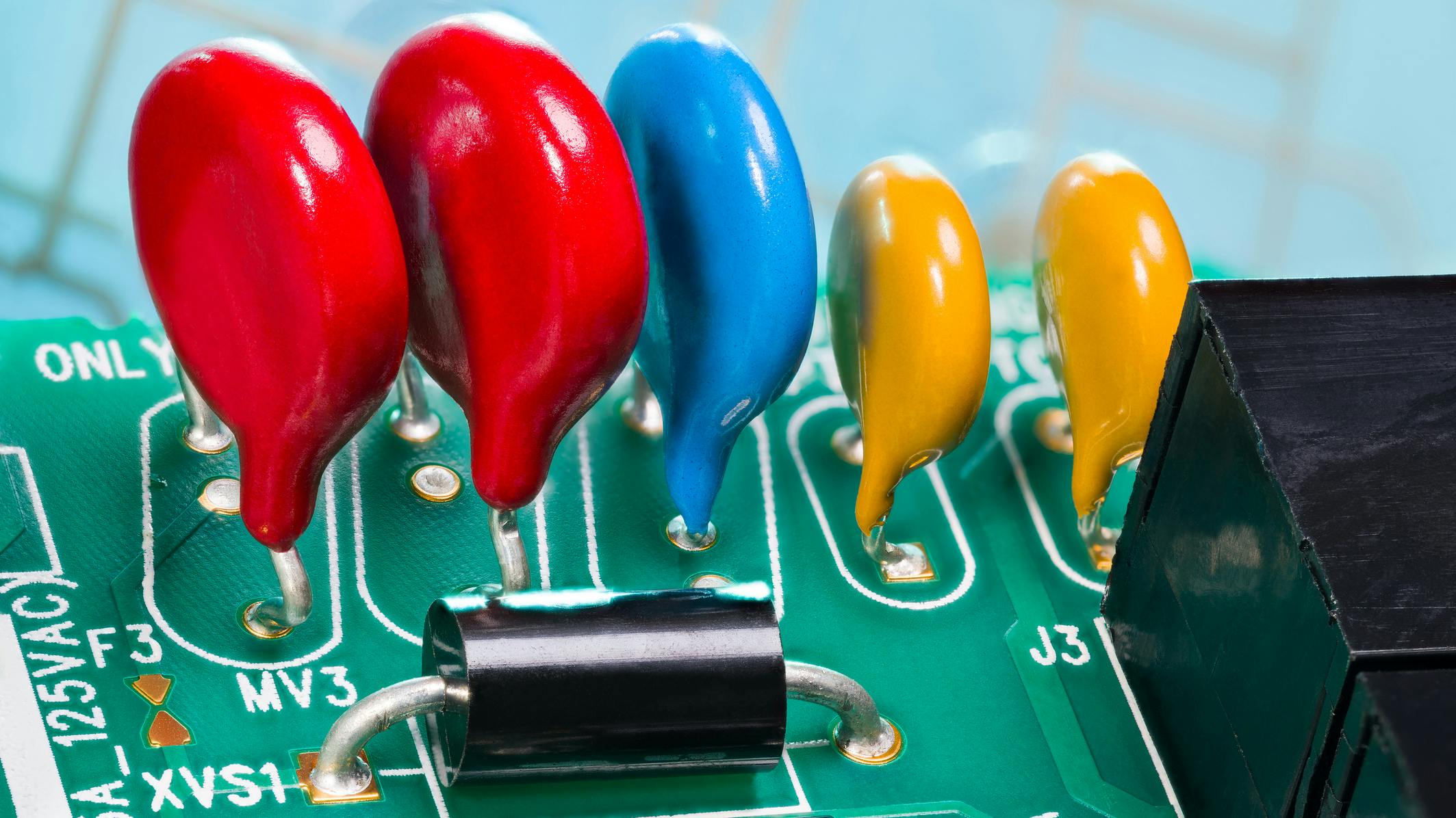 dreamstime_kpixmining_152586231_1