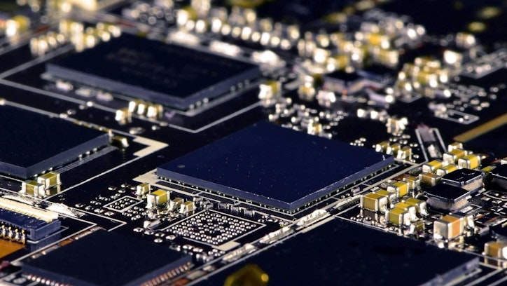 6930806224511c97856e01e3 Dreamstime Michaelovseychik 233381534