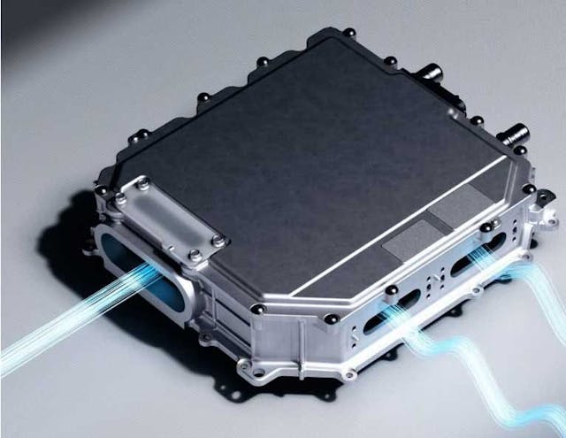 6加6的配置結(jié)合多重控制策略,提高了可供應(yīng)電機(jī)的電壓