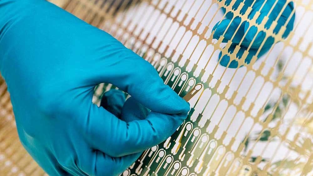 69615e21f42e48baa9db2431 Promoetchingmetalprototypes1