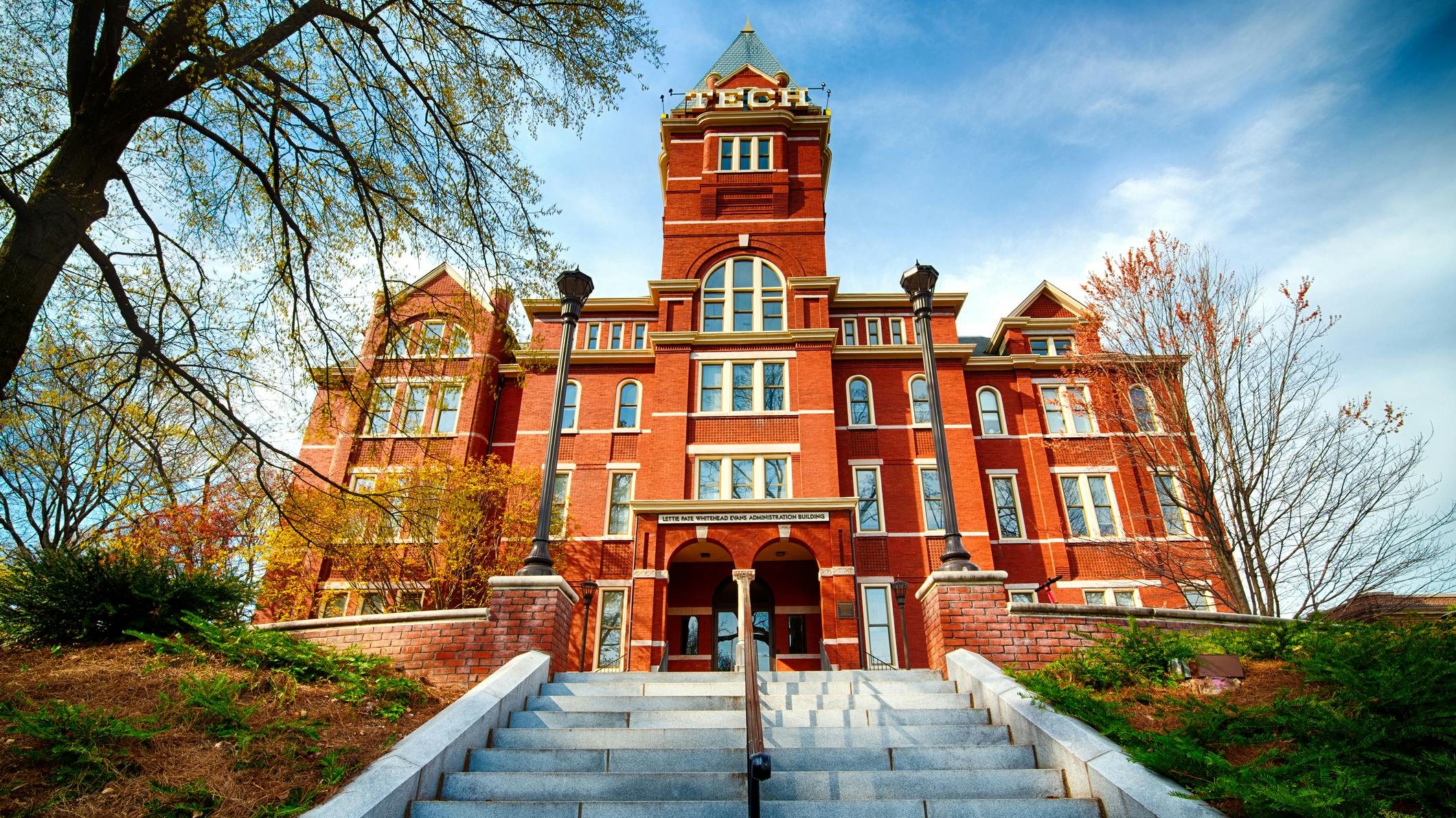 698e42ae50fe04969380f942 Dreamstime Robhainer 143554845