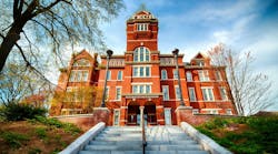 dreamstime_robhainer__143554845 dreamstime_robhainer__143554845