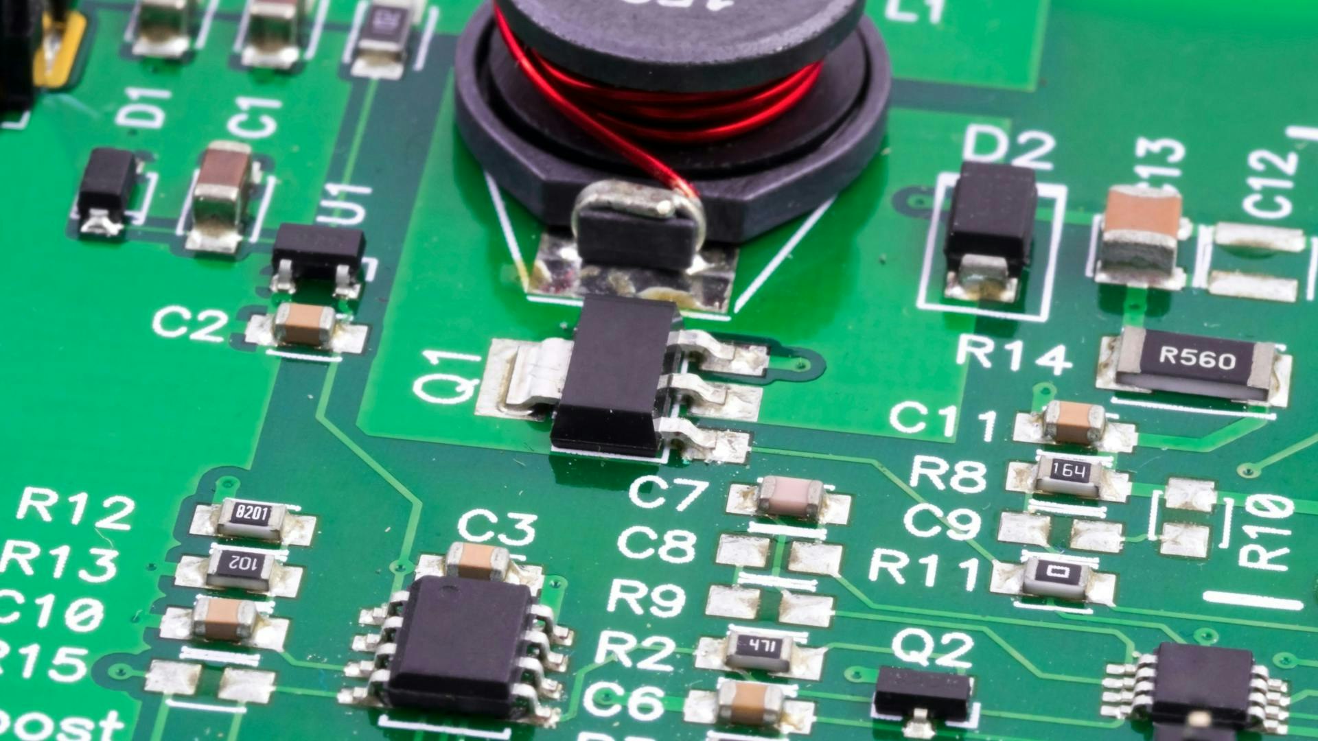 699766bd97f3f8a46747a8a9 Boostconverter Dreamstime L 83281099