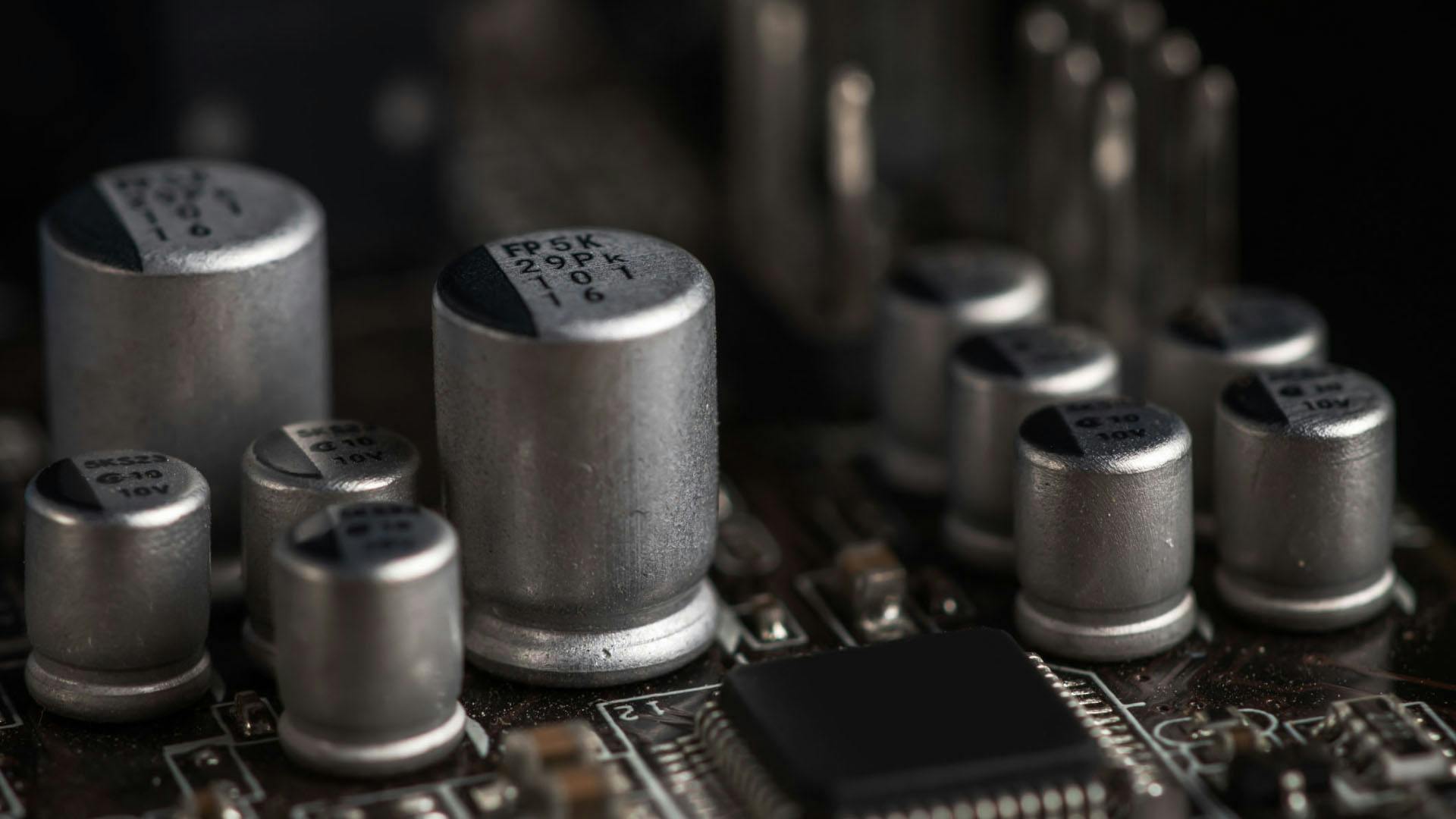 pcb_dreamstime__dmytro_skrypnykov_245154580