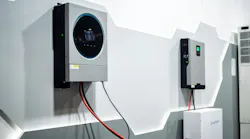 solarpowerinverter_dreamstime_l_411916215 solarpowerinverter_dreamstime_l_411916215