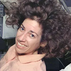 Ellen Ochoa Ellen Ochoa’s work with NASA saw her going from accomplished astronaut to the agency’s first Latina Flight Crew Operations Directorate director.