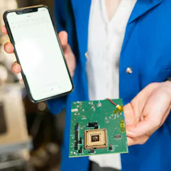 Portable version of the electronic nose that can be controlled with an iPhone app