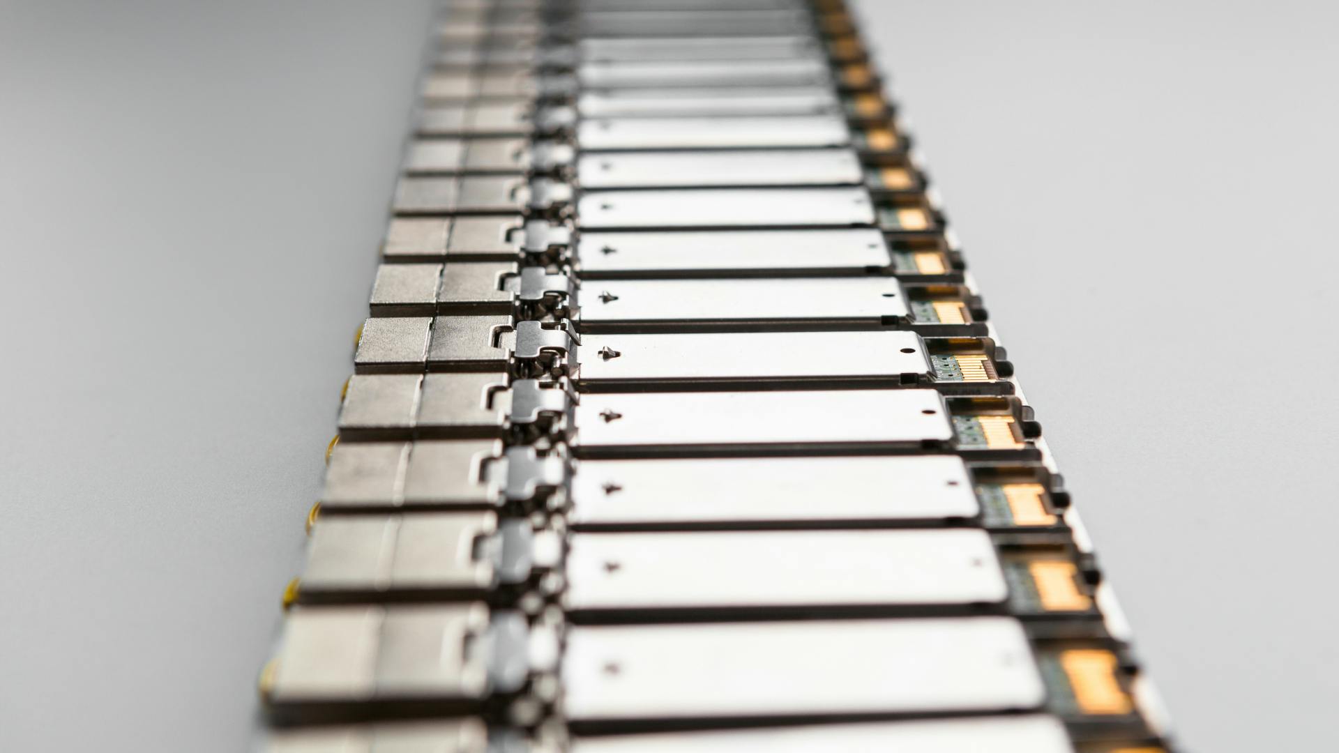 Pluggable_Optics_Stock_Dreamstime