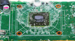 cooledgraphicscard_dreamstime_181482776